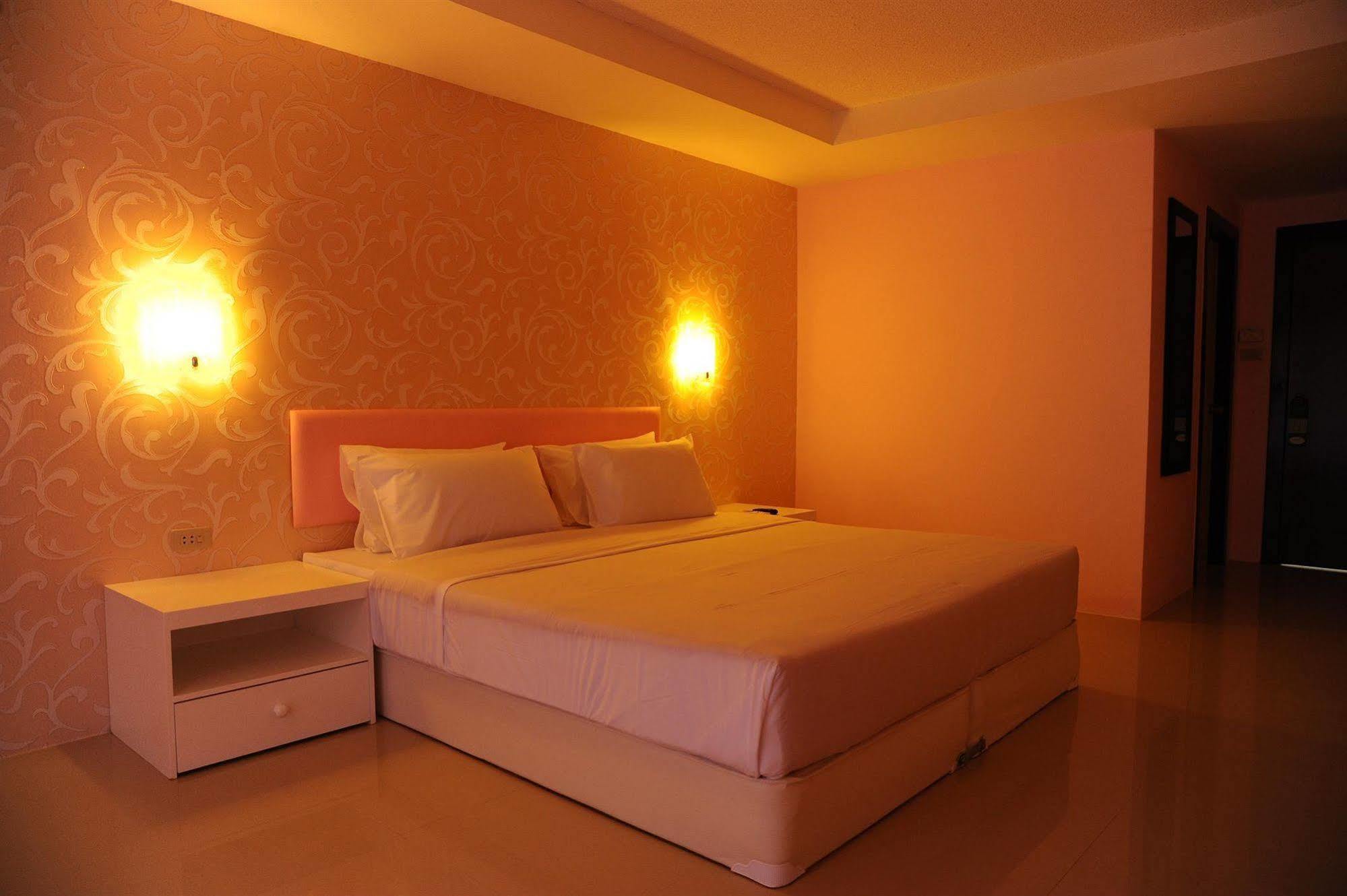פאטאיה Angket Hip Residence מראה חיצוני תמונה
